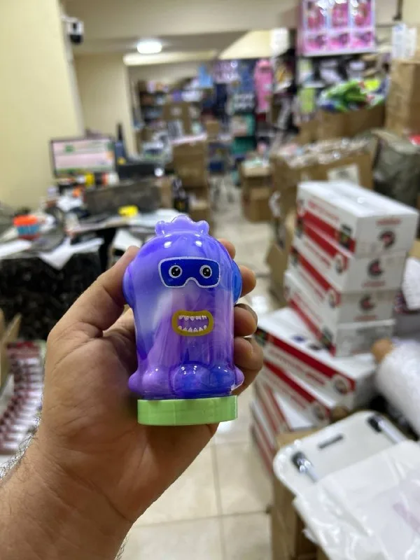 صورة 4 — سلايم فسفورى عيون