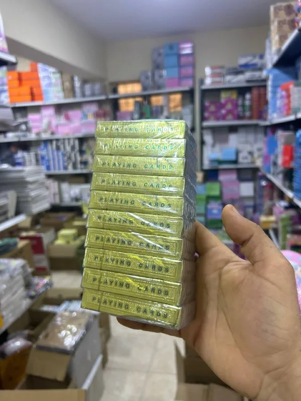كوتشينة ذهبى 10 ق