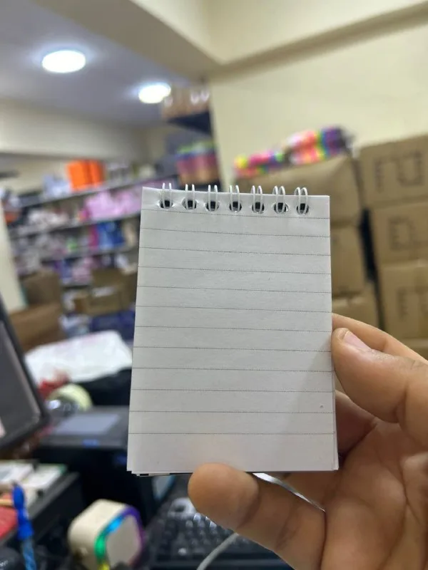 صورة 4 — باكو نوتة سلك مينى / سمايل